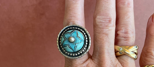 Designs in a Lampwork Bead